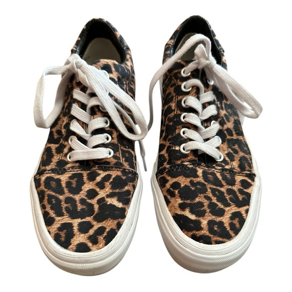 Pacific‎ Republic Leopard Animal Print Canvas Sneakers Womens SZ 6 Platform - Picture 1 of 4